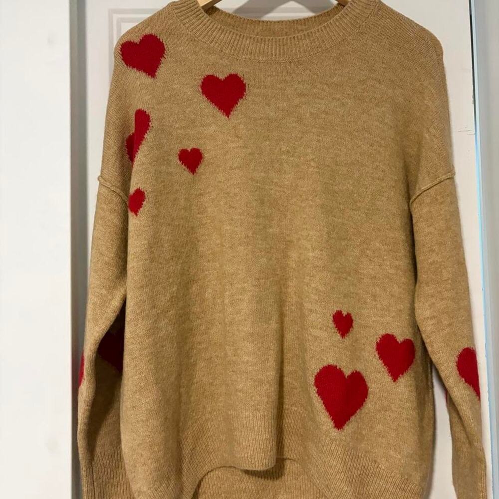 Vince camuto tan red heart sweater size S